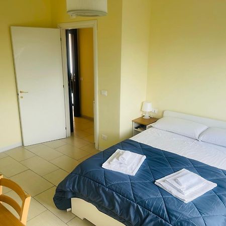 Royal Playa Suite And Apartament -Private Parking- Self Chek Out CTA Exterior photo
