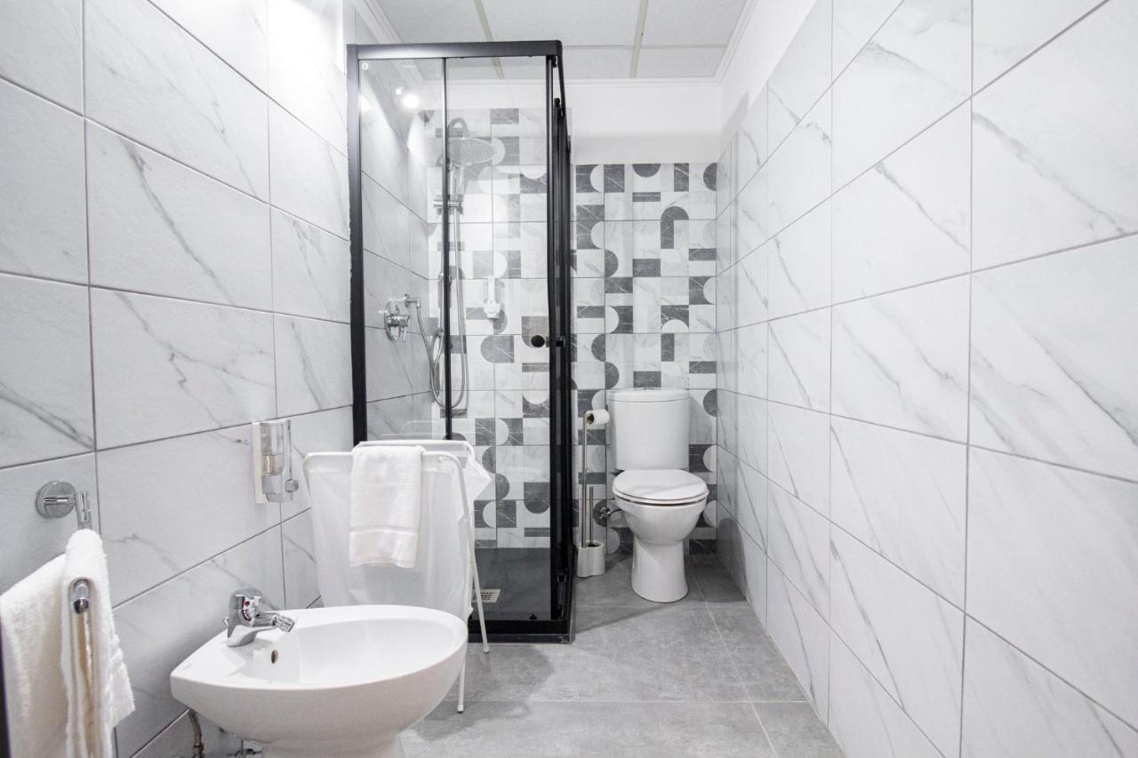 Royal Playa Suite And Apartament -Private Parking- Self Chek Out CTA Exterior photo