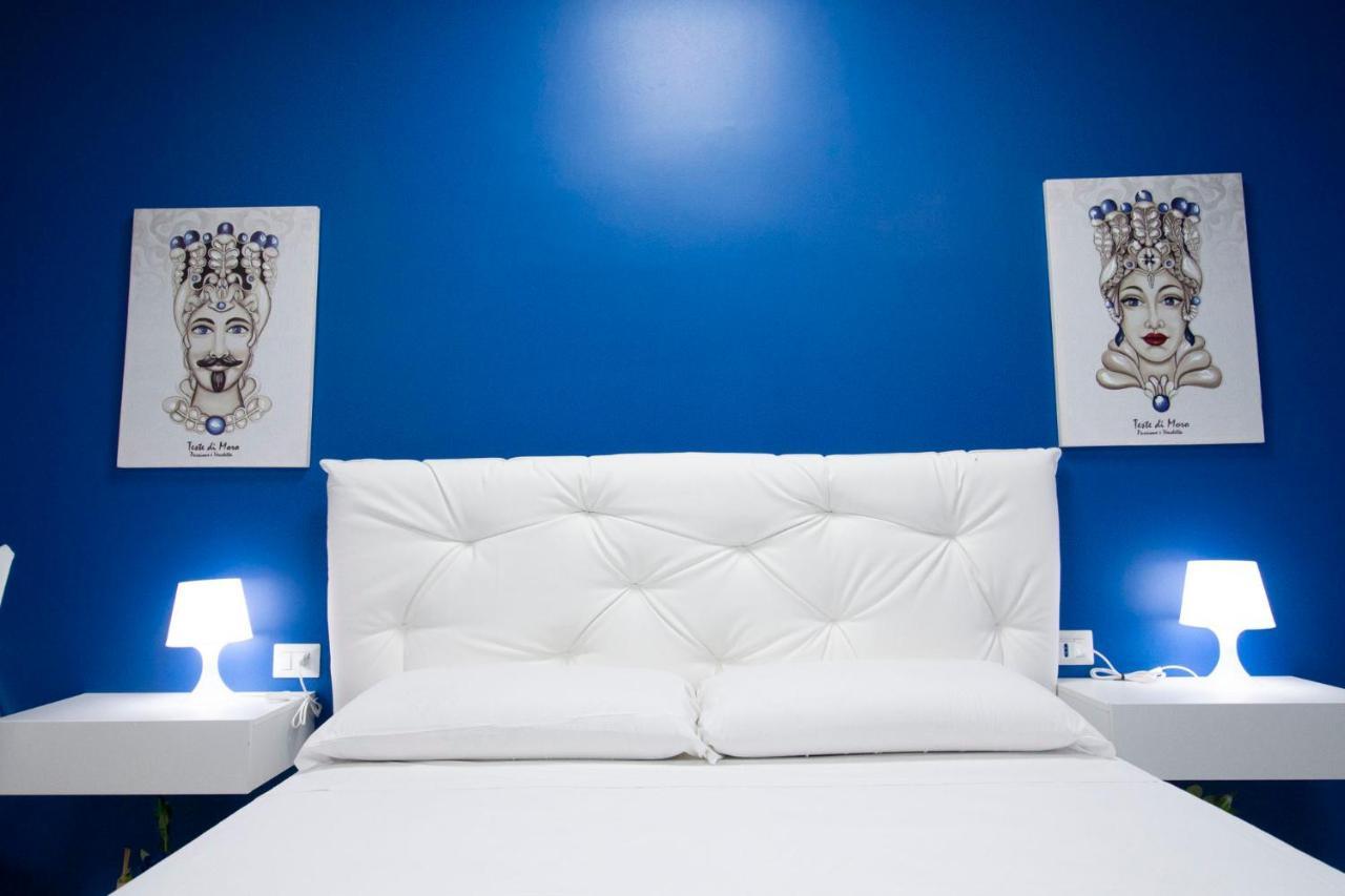 Royal Playa Suite And Apartament -Private Parking- Self Chek Out CTA Exterior photo