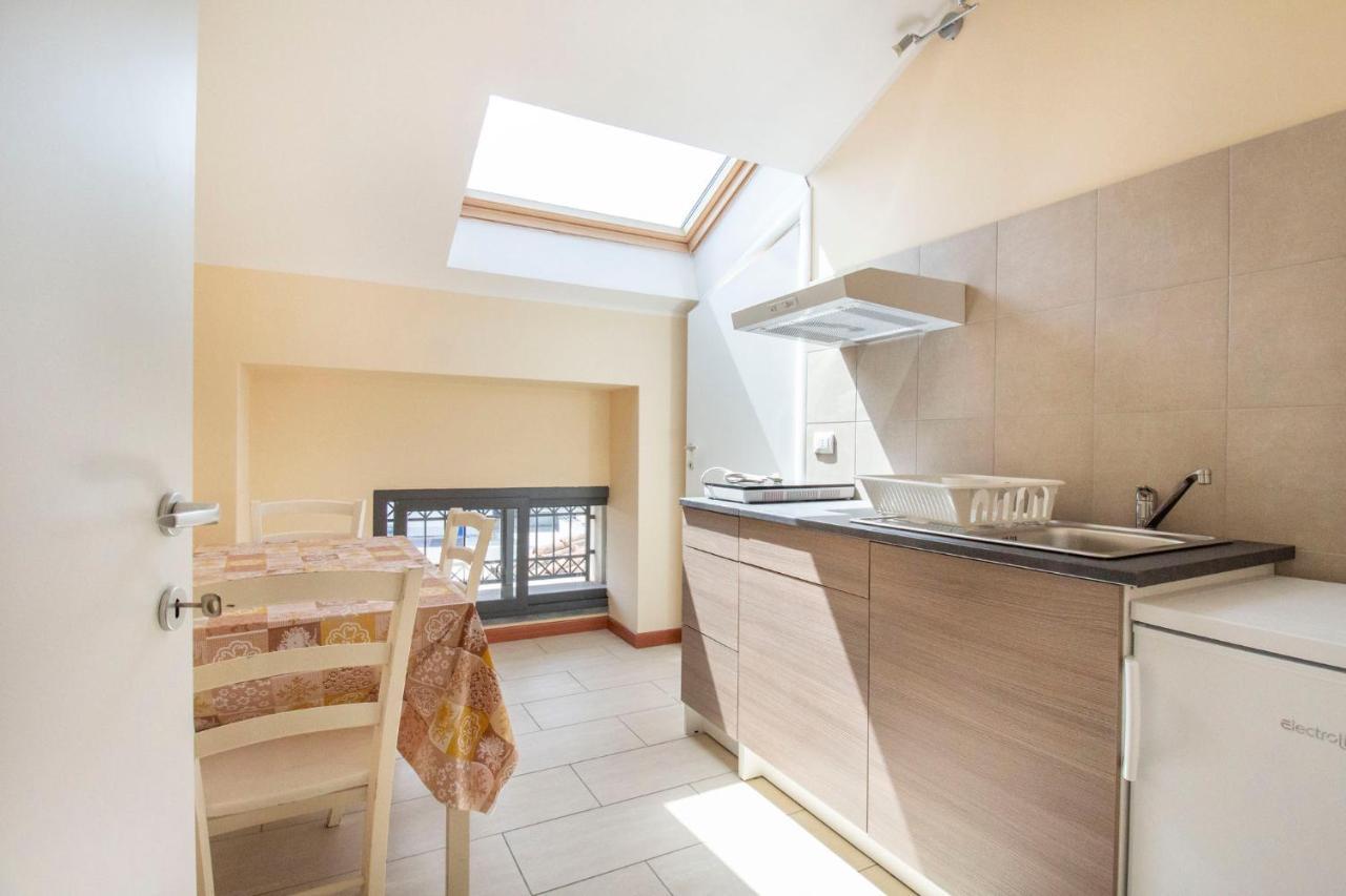 Royal Playa Suite And Apartament -Private Parking- Self Chek Out CTA Exterior photo